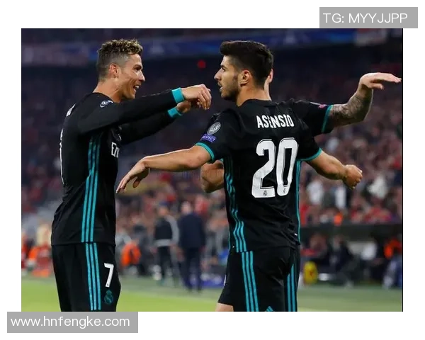 帕帕尼足球球星卡欧冠之路探索与成就分析