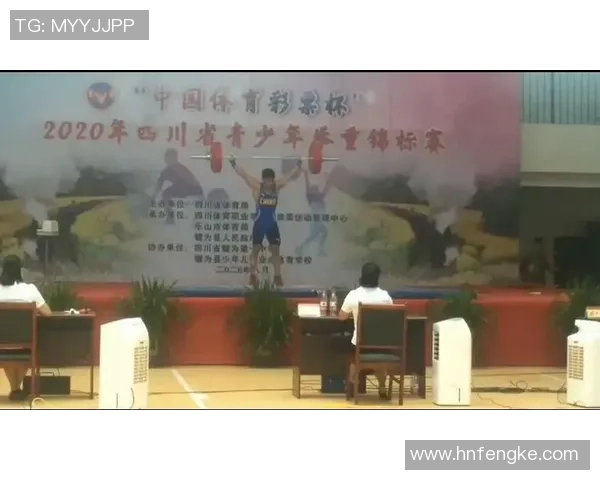 抖音独家采访足球女星 分享她们背后的奋斗与梦想